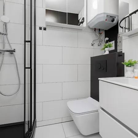 Spacious Close To Warsaw For 5 People By Renters Lejlighed *