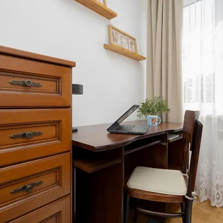 Spacious Close To Warsaw For 5 People By Renters Lejlighed *