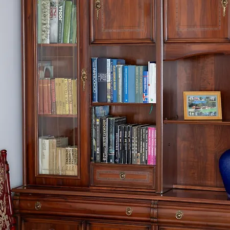 Lejlighed Spacious Close To Warsaw For 5 People By Renters *