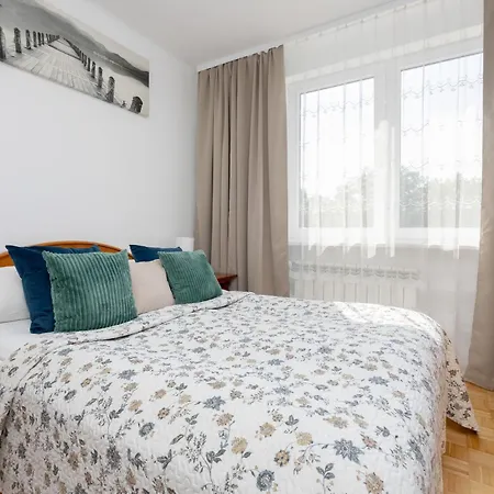 Spacious Close To Warsaw For 5 People By Renters *